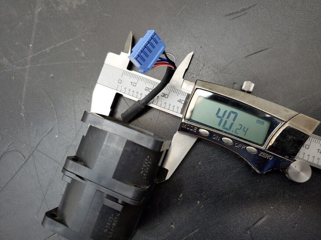 Dell Poweredge 1850 Server Dual Fan module San Ace 40 Y2205 9CR0412S5038 SanAce