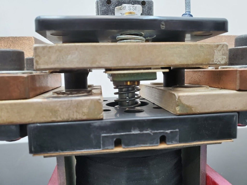 2x Tweco Twecolugs 240-HD-180 Robot Welding Lead Contactor Units 3/0 4/0 AWG