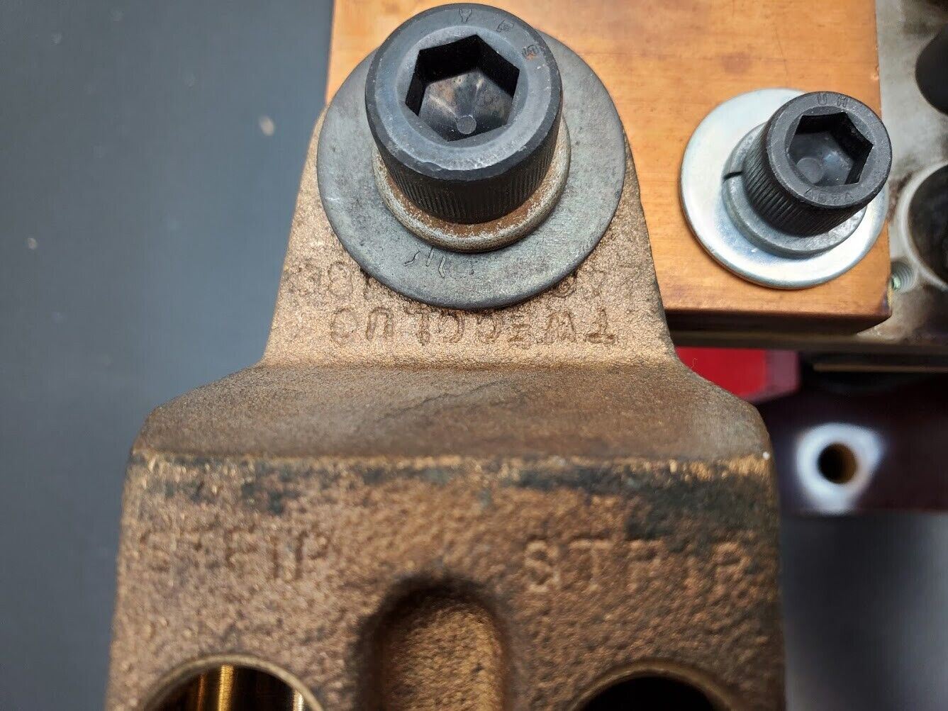 2x Tweco Twecolugs 240-HD-180 Robot Welding Lead Contactor Units 3/0 4/0 AWG