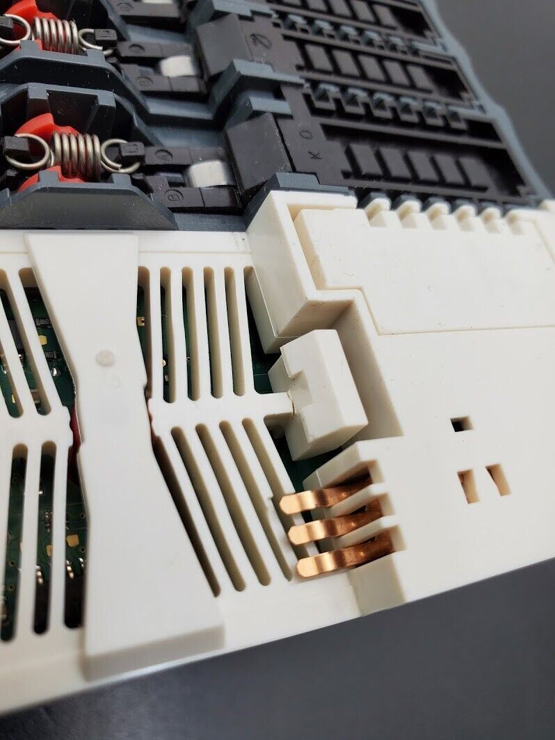 Schneider Telemecanique STBNIP2212 Ethernet MB TCP/IP NIM PLC Control Advantys