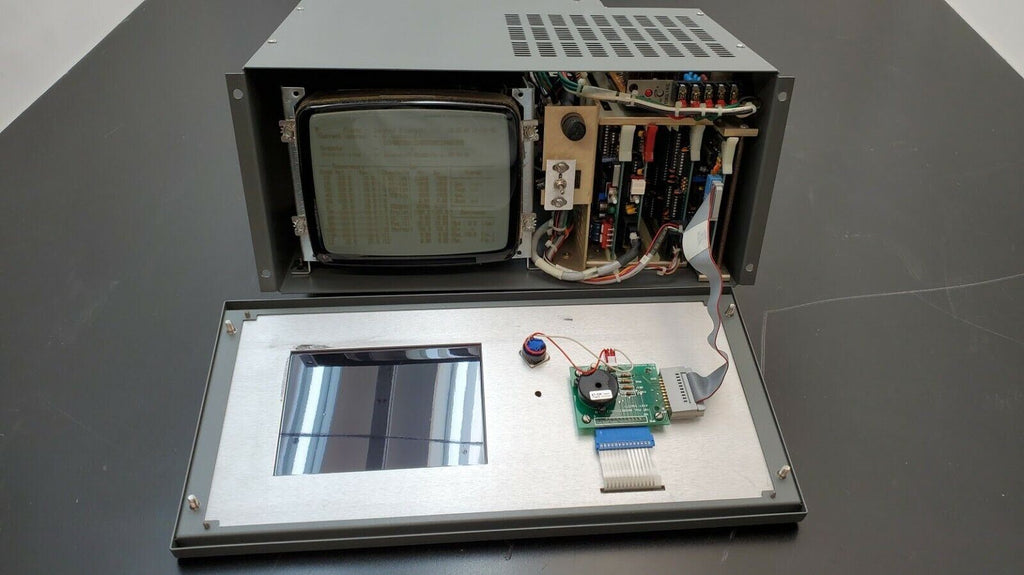 Bruce 7355X Semiconductor Process Controller Unit no key Model 9017142-002 (C4)