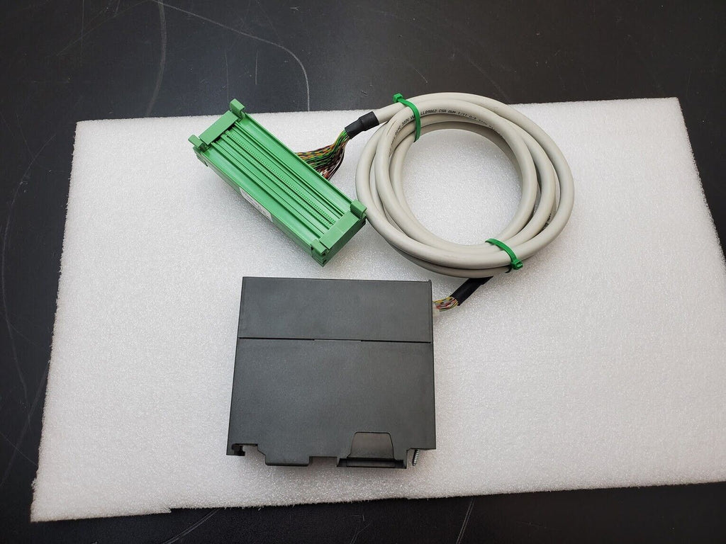 Siemens 6ES7 331-7PF01-0AB0 SIMATIC S7-300 Analog Input AI 8xRTD w/ breakout