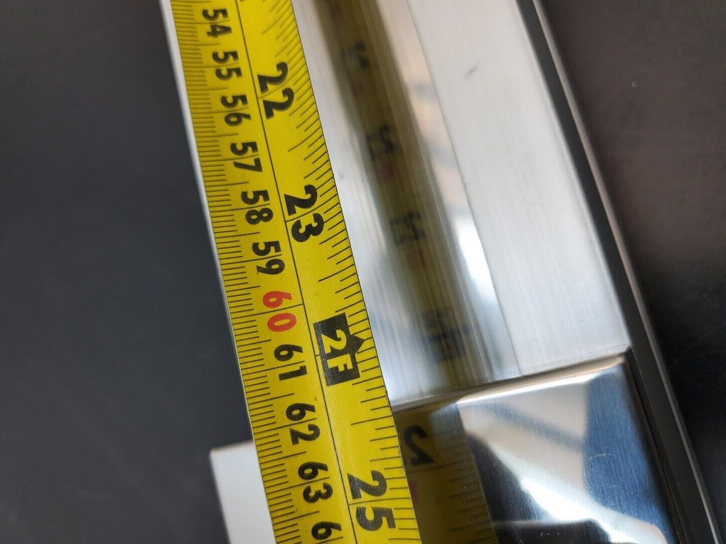 IAI Intelligent Actuator ISD-S-16-60-600-CR Screw Driven Linear Guided Actuator