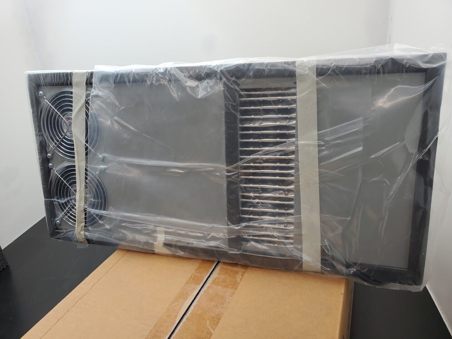 New Kooltronic K2XHE120A Air-to-Air Panel Mounted Heat Exchanger 230VAC 16PW/F