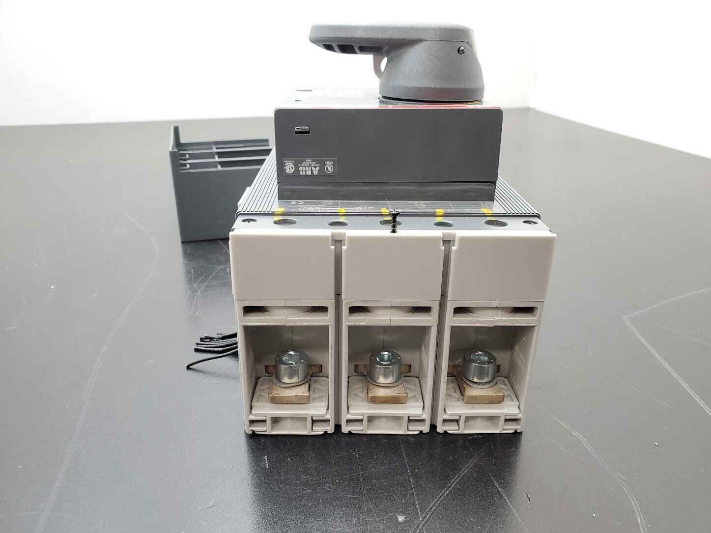 ABB SACE Tmax T5V-HA 400 Circuit Breaker 400 Amps 1000 VAC 3 Pole Rotary Handle