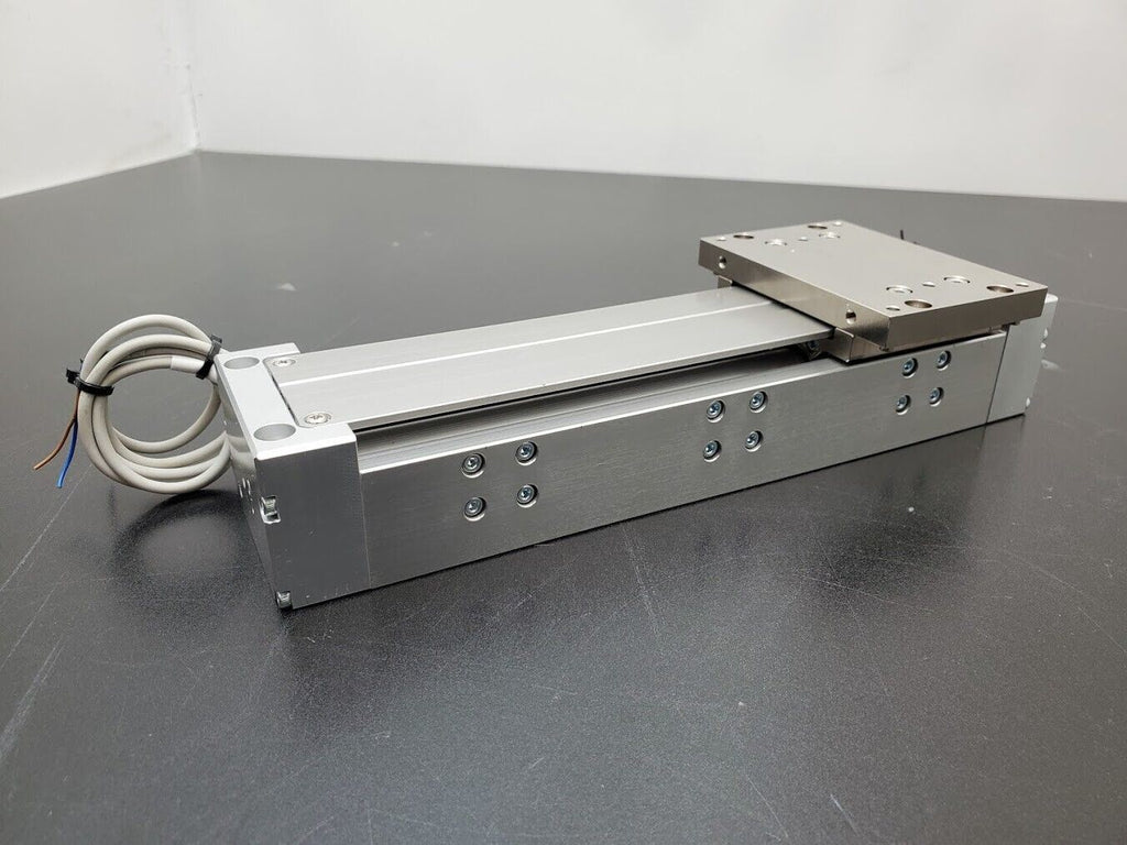 SMC CYP15-150L Linear Magnetic Coupled Cleanroom Rodless Cylinder 150mm travel