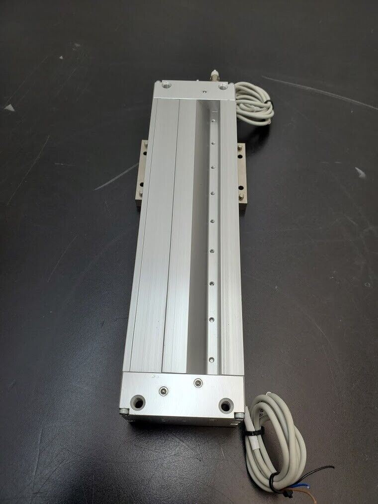SMC CYP15-150L Linear Magnetic Coupled Cleanroom Rodless Cylinder 150mm travel