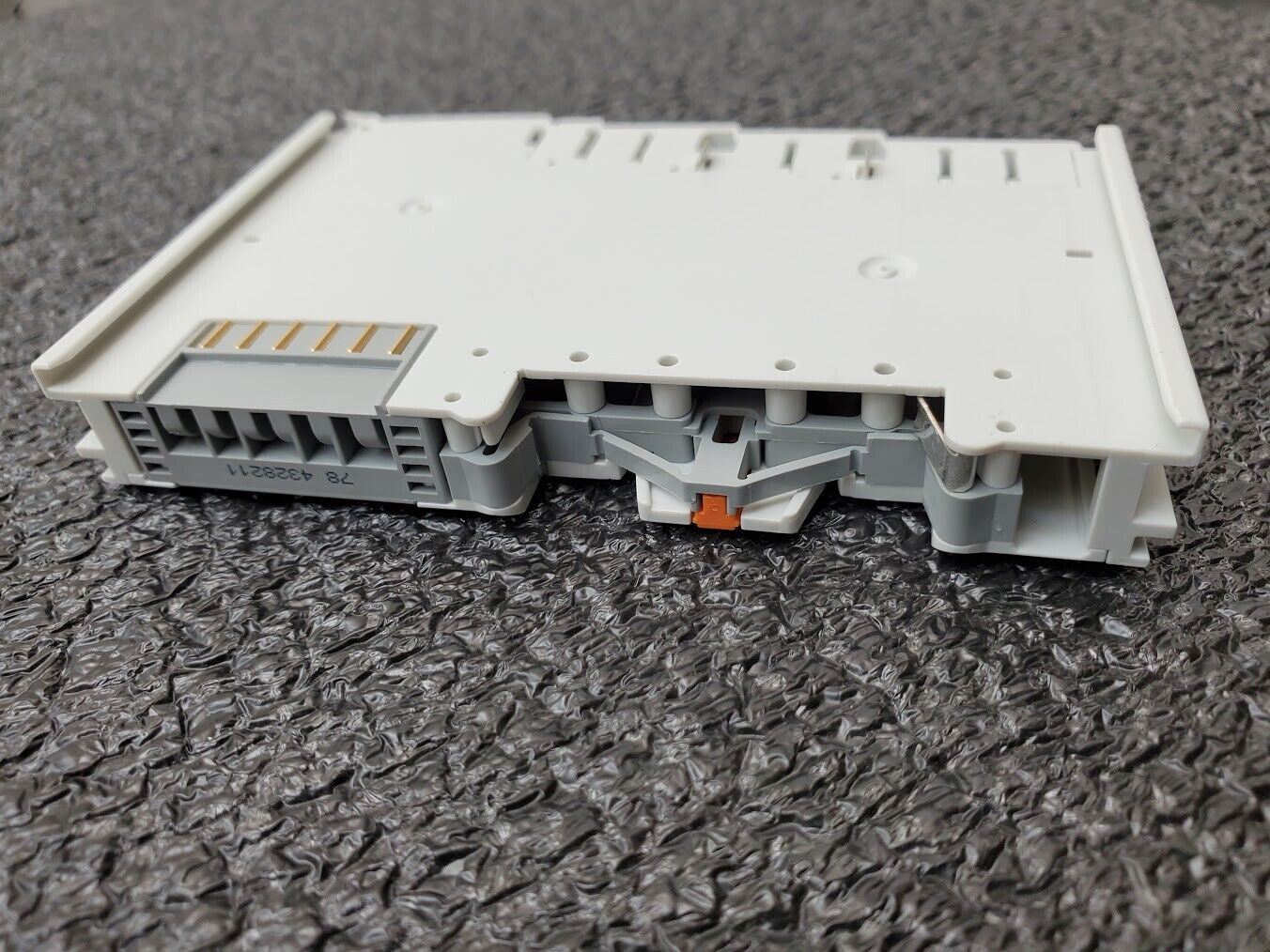 Beckhoff KL1889 HD Bus Terminal 16-Channel Digital Input 24VDC Ground Switching