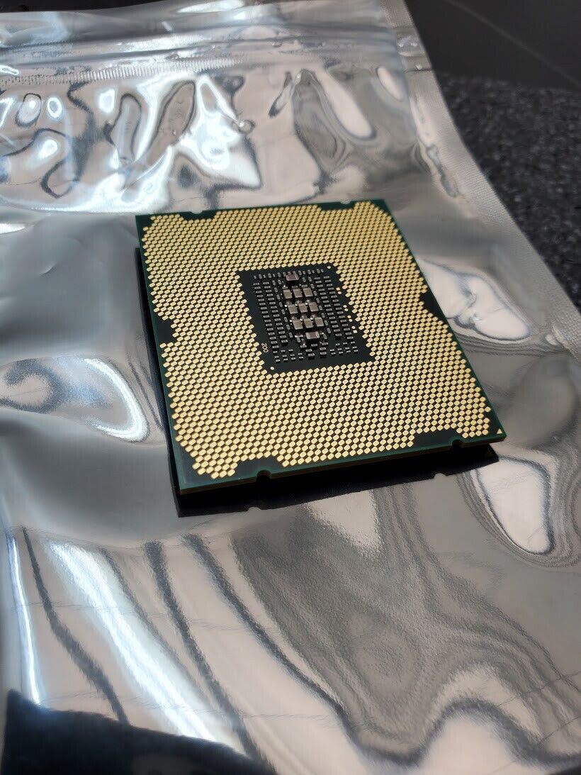 Intel Xeon Confidential ES QBJD E5-2648L CPU 8 Core 1.8GHz 8 LGA2011 Socket R