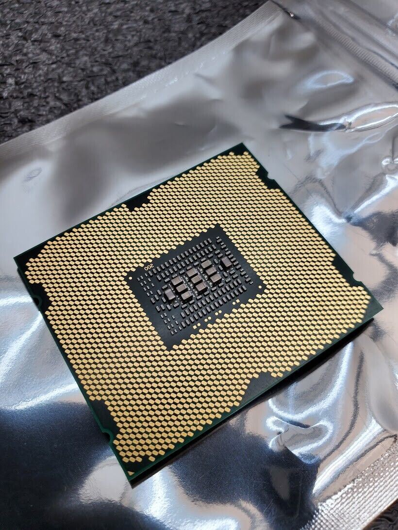 Intel Xeon Confidential ES QBJD E5-2648L CPU 8 Core 1.8GHz 8 LGA2011 Socket R