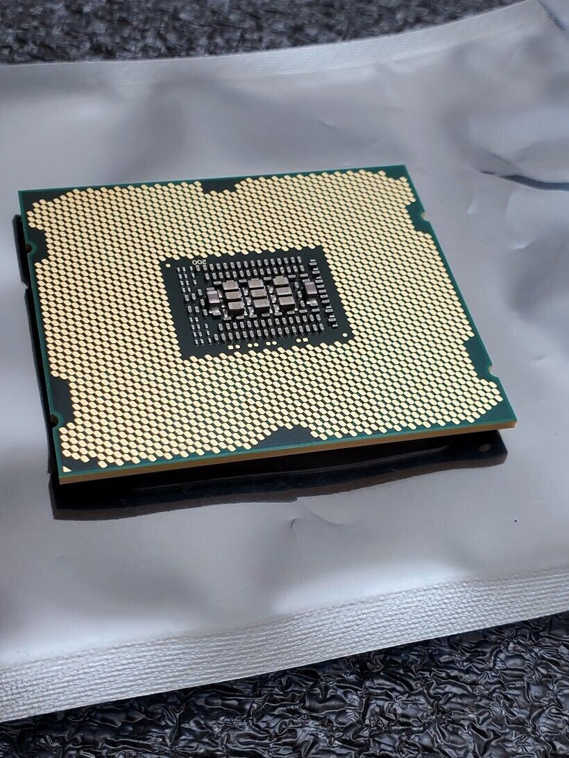 Intel Xeon Confidential ES QBJD E5-2648L CPU 8 Core 1.8GHz 8 LGA2011 Socket R