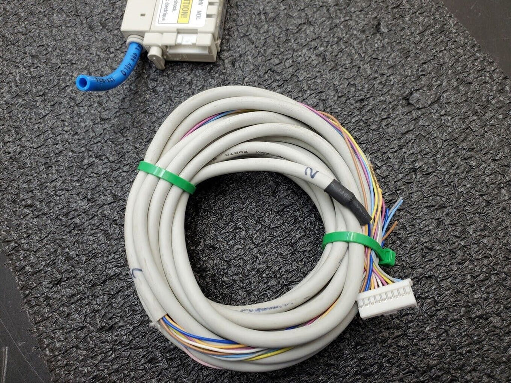 SMC IZN10-11P06 Ionizer Static Eliminator 24VDC 80ma, 2.5kVAC Output 0.7MPa