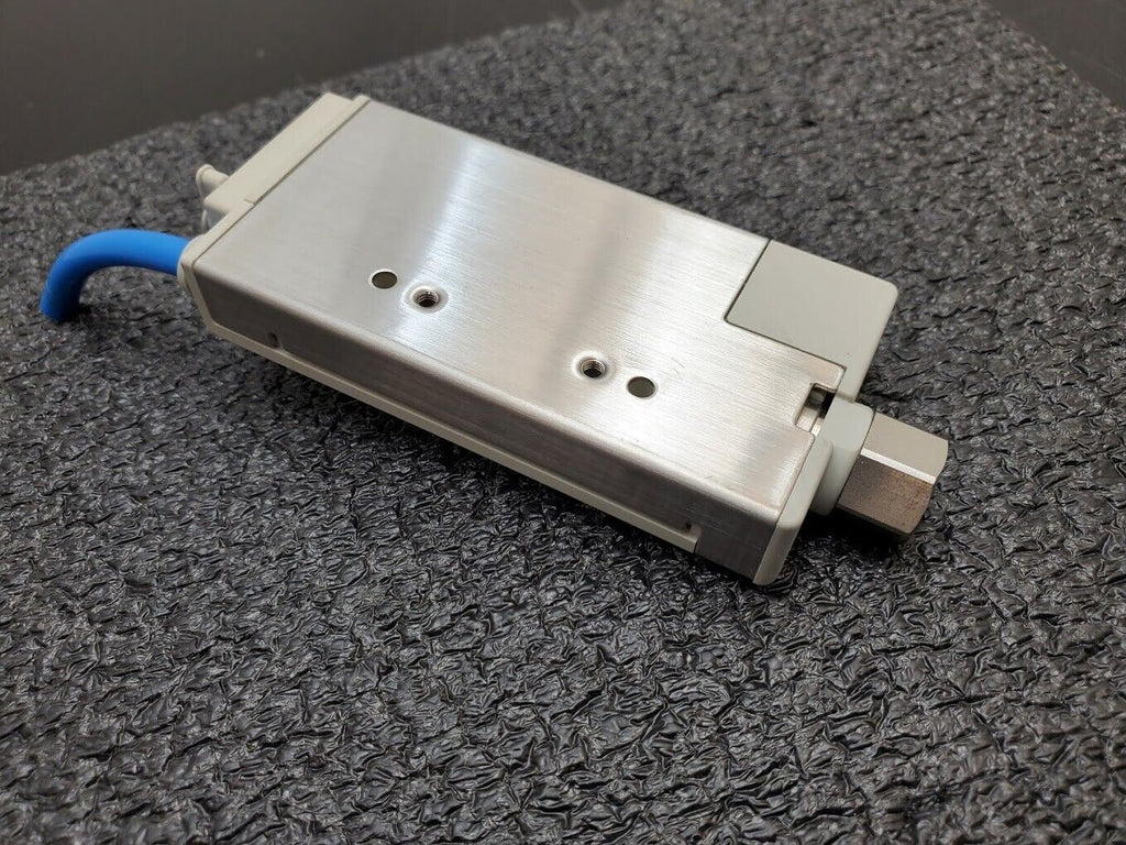 SMC IZN10-11P06 Ionizer Static Eliminator 24VDC 80ma, 2.5kVAC Output 0.7MPa