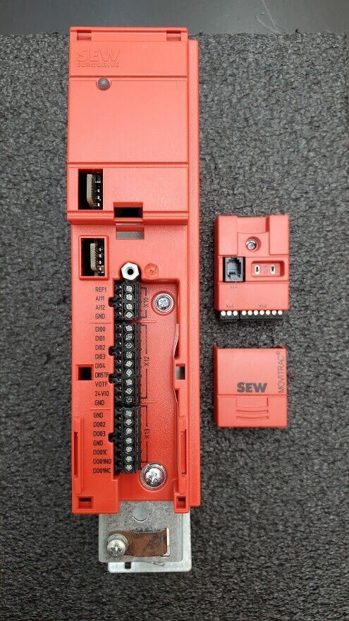 SEW EURODRIVE MOVITRAC B MC07B0004-2B1-4-00 230V 1PH .37kW 0.50HP AC 2.5A