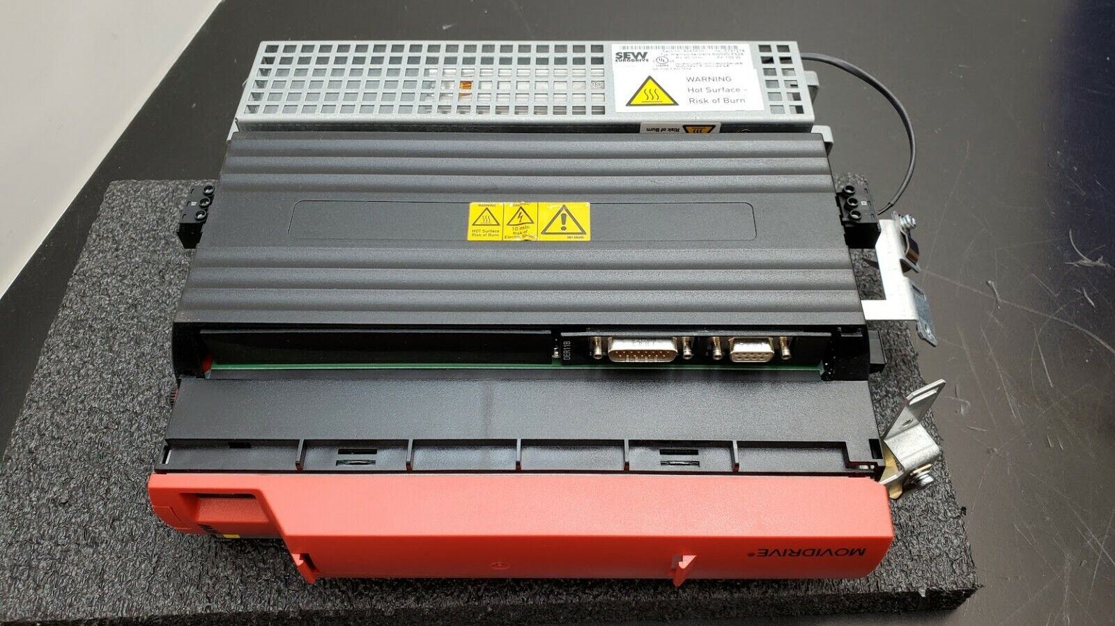 SEW EURODRIVE Movidrive VFD MDX61B0014-5A3-4-0T 1.5kW 500VAC 50/60Hz BW090-P52B