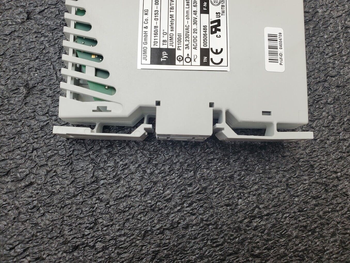 JUMO Safety TB/TW 701160/8-0153-001-23 Temperature Control Relay Display Monitor
