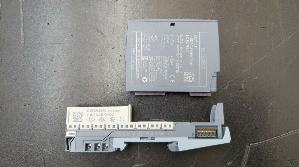 Siemens 6ES7132-6BH00-0BA0 DQ 16x24VDC/0.5A Digital Output ST w 6ES71936BP000DA0