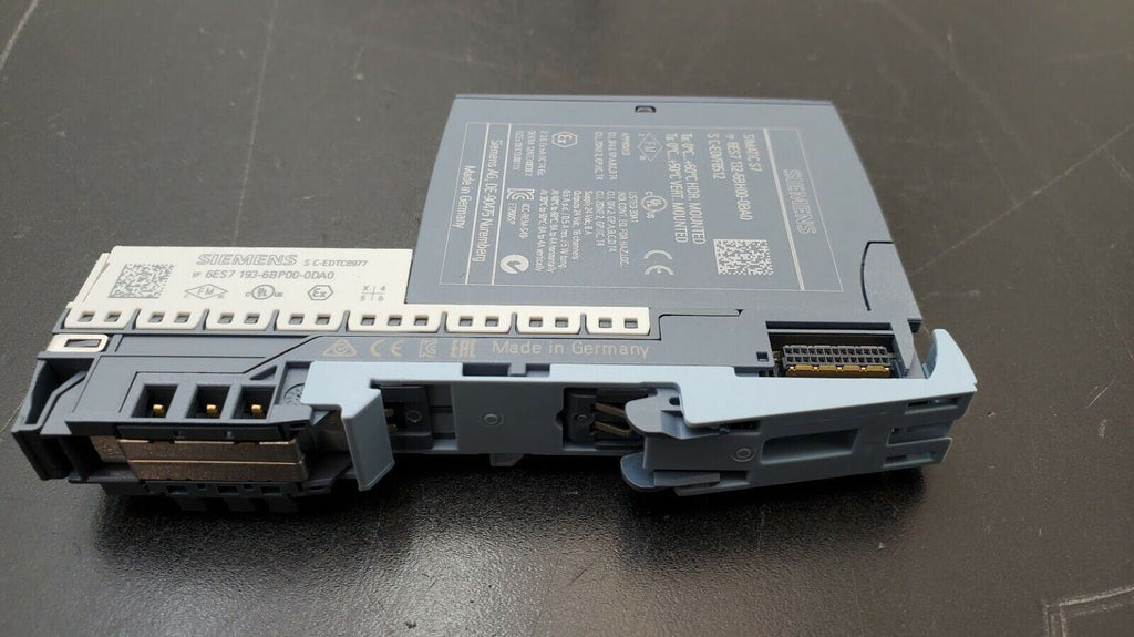 Siemens 6ES7132-6BH00-0BA0 DQ 16x24VDC/0.5A Digital Output ST w 6ES71936BP000DA0