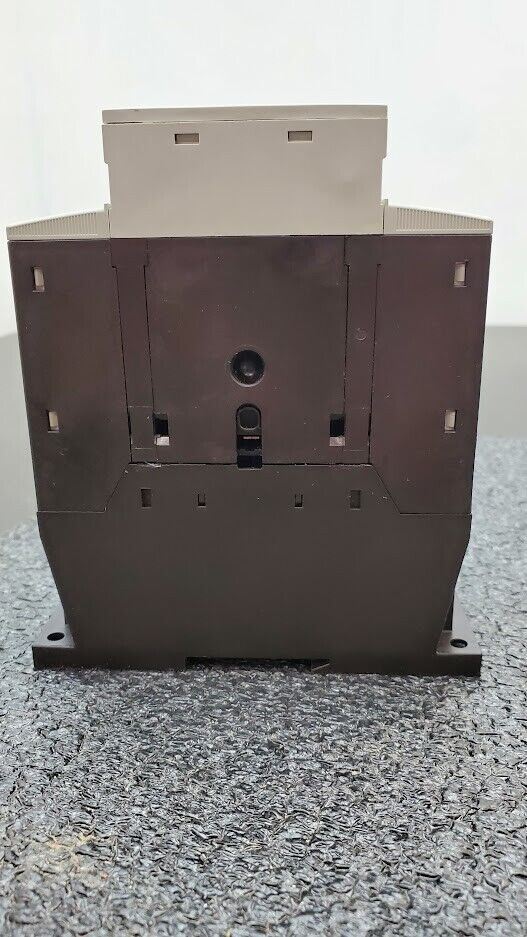 EATON DIL M65 XTCE065D Magnetic Contactor 220/240V 50/60Hz 65 Amp 3-Pole