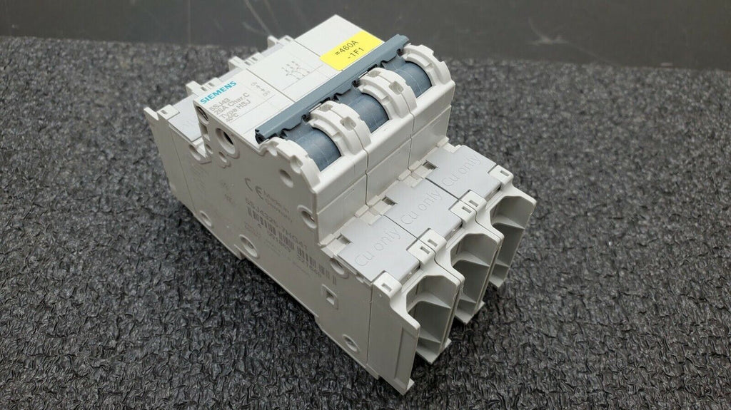 SIEMENS 5SJ4325-7HG41 Circuit Breaker 5SJ43, 25A, 240 V, 50/60Hz Type HSJ 3-Pole