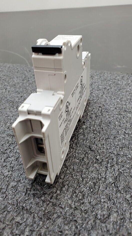 SIEMENS 5SJ4132-7HG41 Circuit Breaker 5SJ41, 32A, 240 V, 50/60Hz Type HSJ 1-Pole