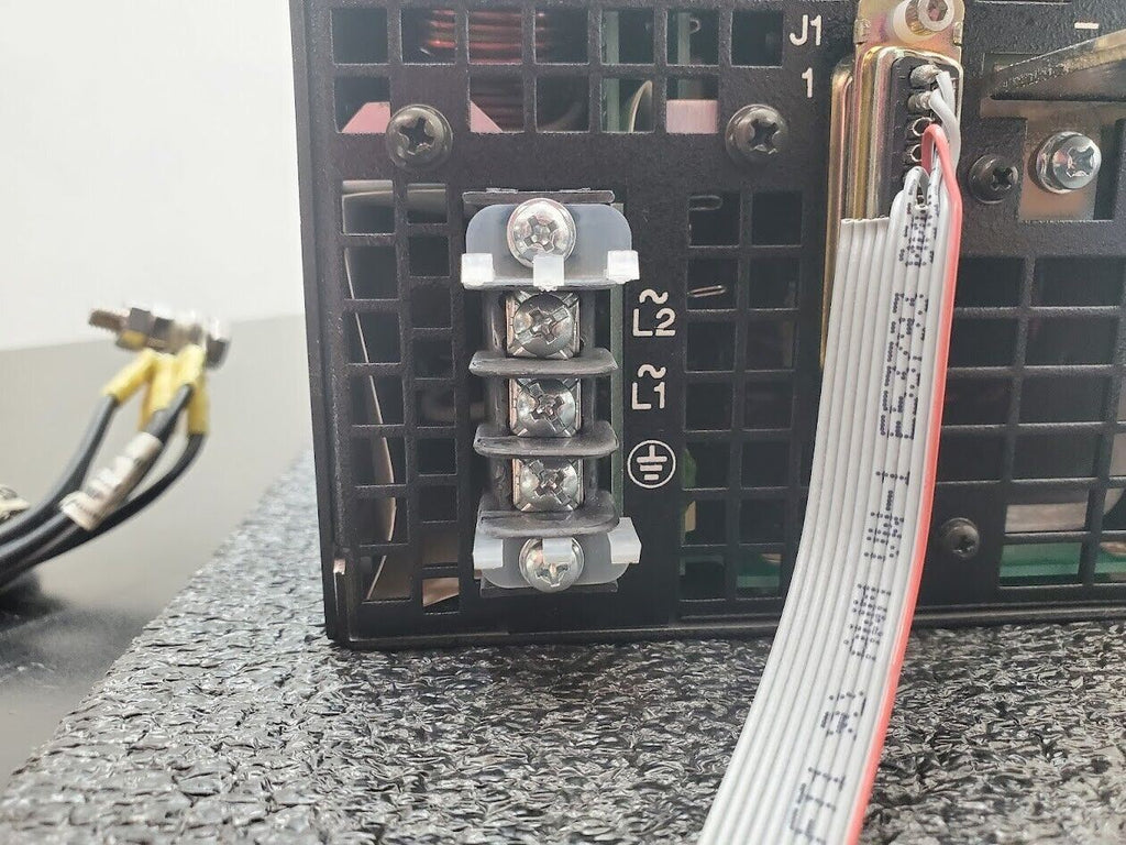 POWER ONE HC Power 10A0062-000 NHC3011-5 24VDC 125A Power Supply 208-240 20A In