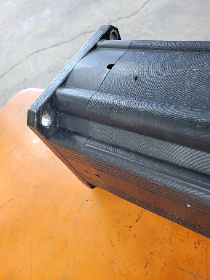 Lenze MCS 14P32-R80B0-B24N-8T5800N-R08U 7.1kW 9.5HP 3PH Servo Motor Working "B"