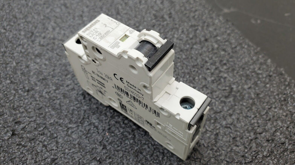 SIEMENS 5SY41 MCB C10 Single Pole CIRCUIT BREAKER / 5SY4110-7 / ~230-400V / 5A