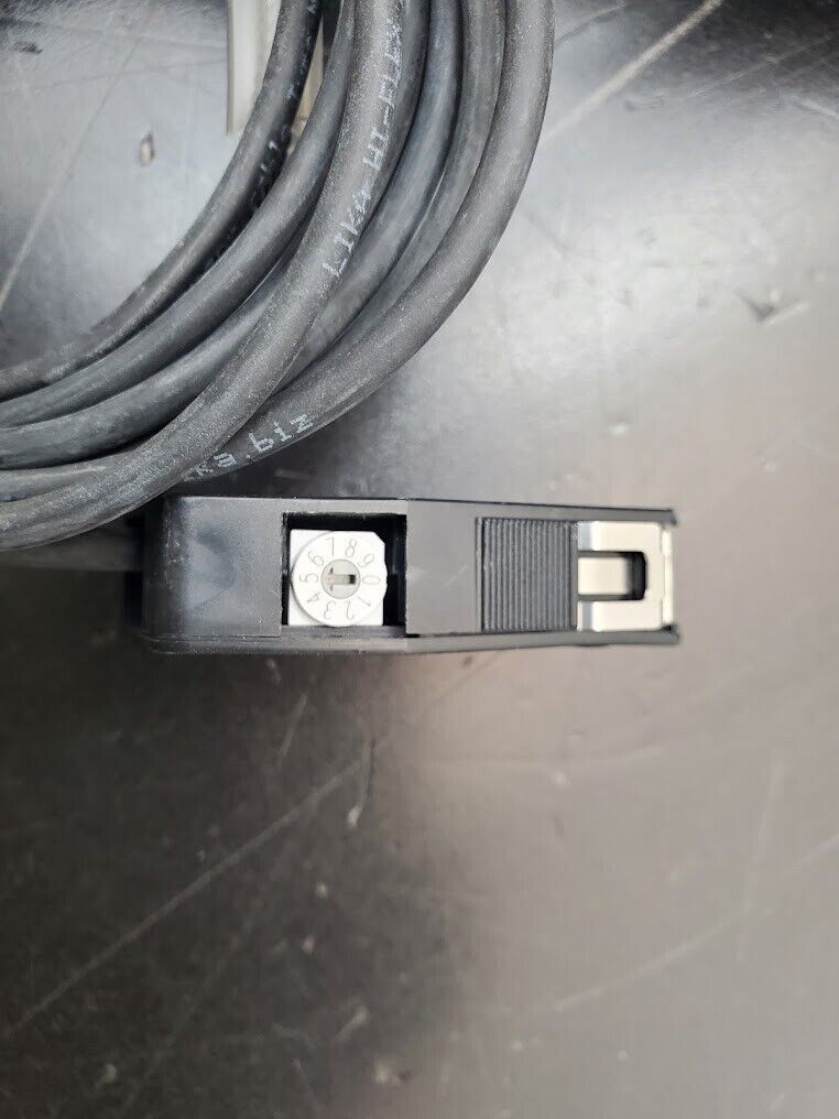 Lika SIM5-R-L-1-3 Linear Magnet Motor Width Adjustment Grabber Section Encoder 2
