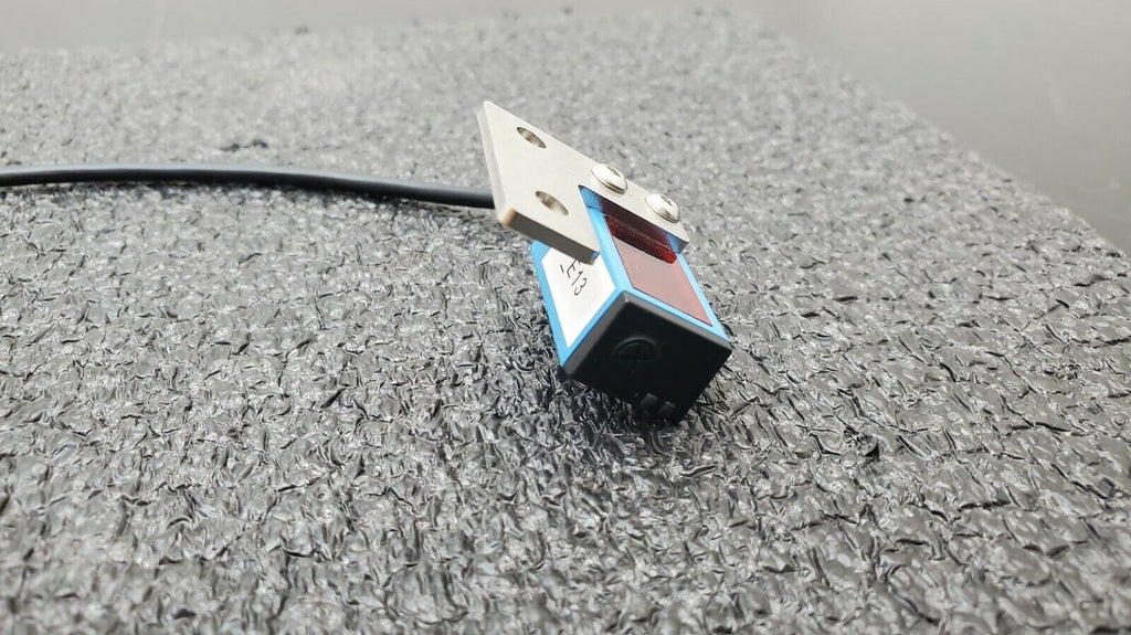 SICK WTV4-3P3021S64 Miniature Photoelectric Proximity Sensor 10 V DC ... 30 V DC