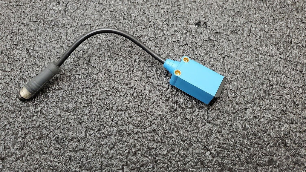 SICK WL4S-3F3130 Photoelectric Retro-Reflective Sensor Autocollimation 1042067