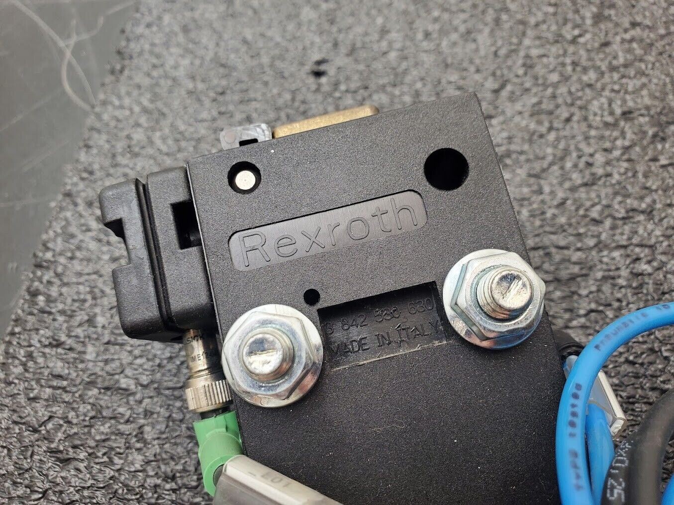 Rexroth 3 842 530 630 Pneumatic Stop Gate Conveyor Separator 53884 Bosch