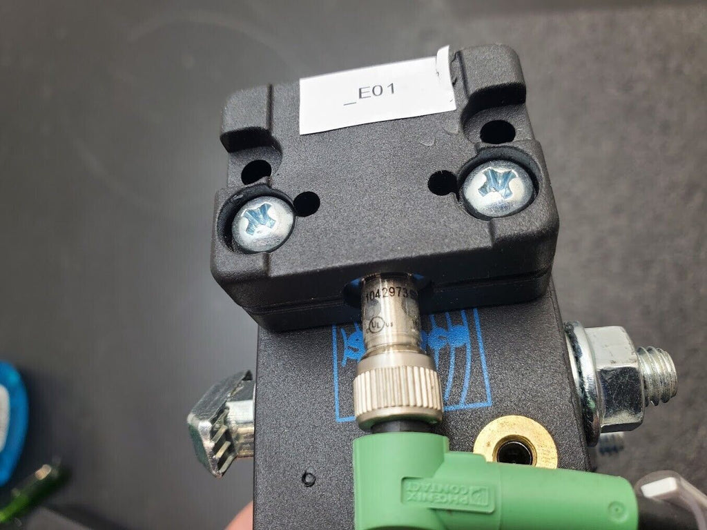 Rexroth 3 842 530 630 Pneumatic Stop Gate Conveyor Separator 53884 Bosch