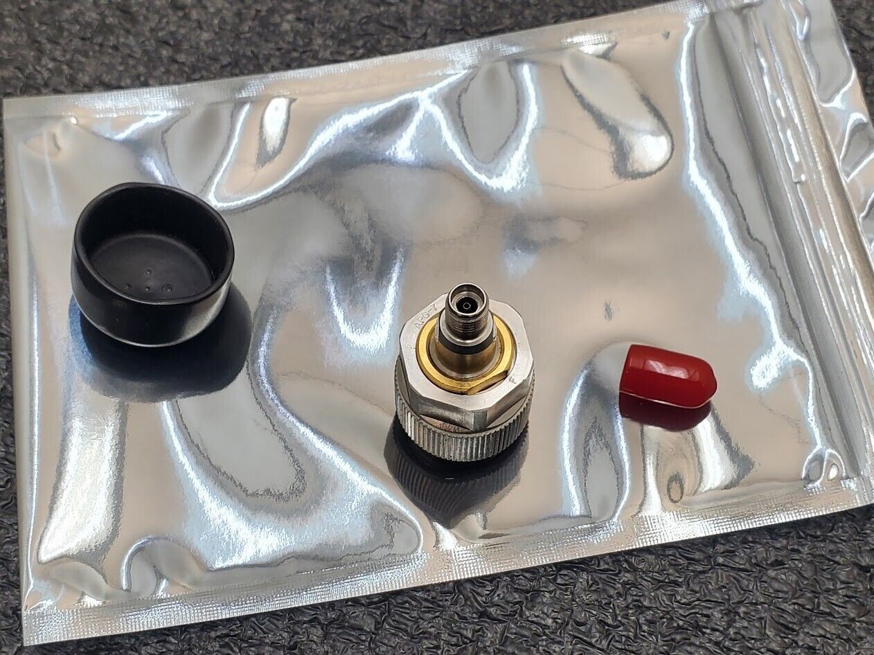 Pasternack Precision 2.92mm Female to 7mm Adapter 50 Ohm DC-18 GHz PE9323 Unit B