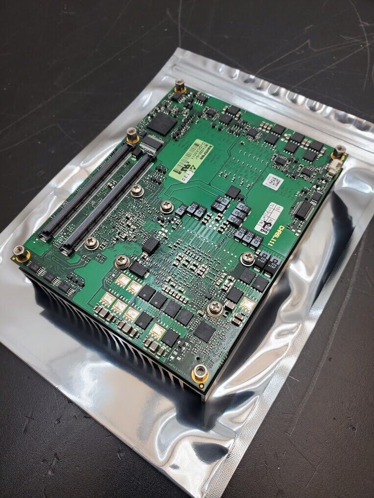 Kontron 38014-0000-16-1 Basic COM Express COMe CHR6L111 Computer On A Board DDR3