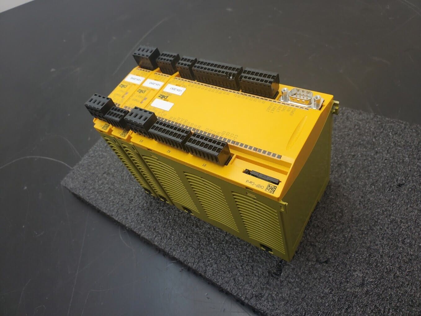 Pilz Safety PLC PNOZ m1p 773100 m01p mo4p Working Pull Fieldbus 24VDC DIN Rail
