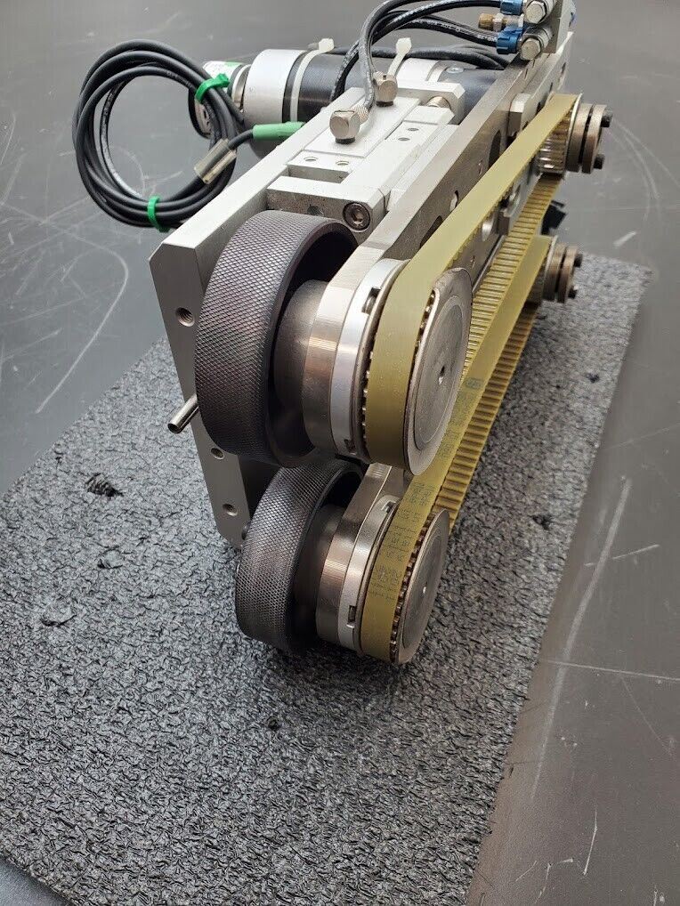 Dual Servo Motor Pneumatic Applied Friction Drive Unit For Rotary Motion Table