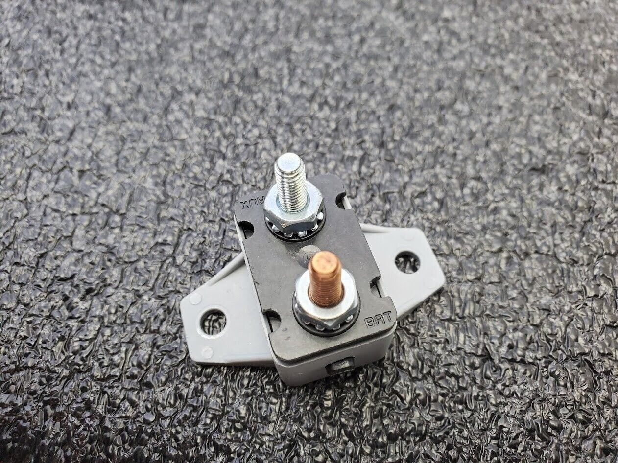 Lot of 168 A19 B45 Waytek Auto Reset Circuit Breaker Short Stop 20A 40A +Boots