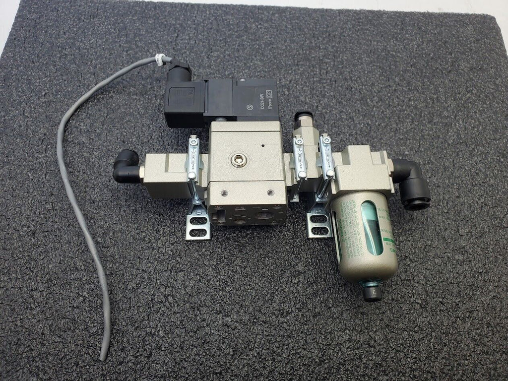 SMC AV2000-02-5DZB Soft Start 24VDC Solenoid with AF20-N02-6CZ Air Filter