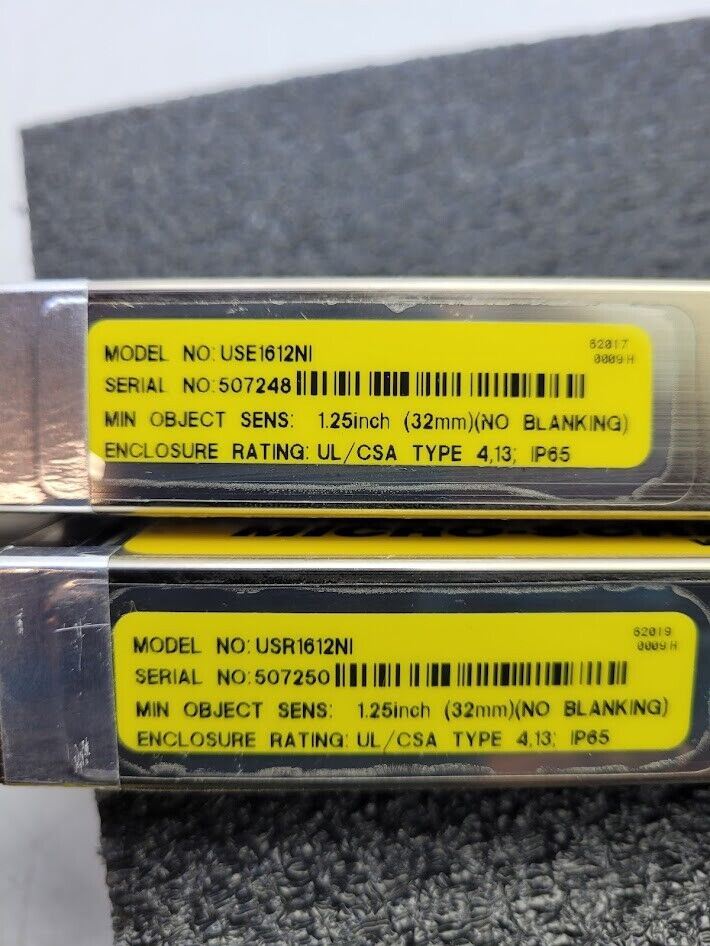 Banner USE1612NI & USR1612NI MICRO-SCREEN 16" Light Curtain Screen Set