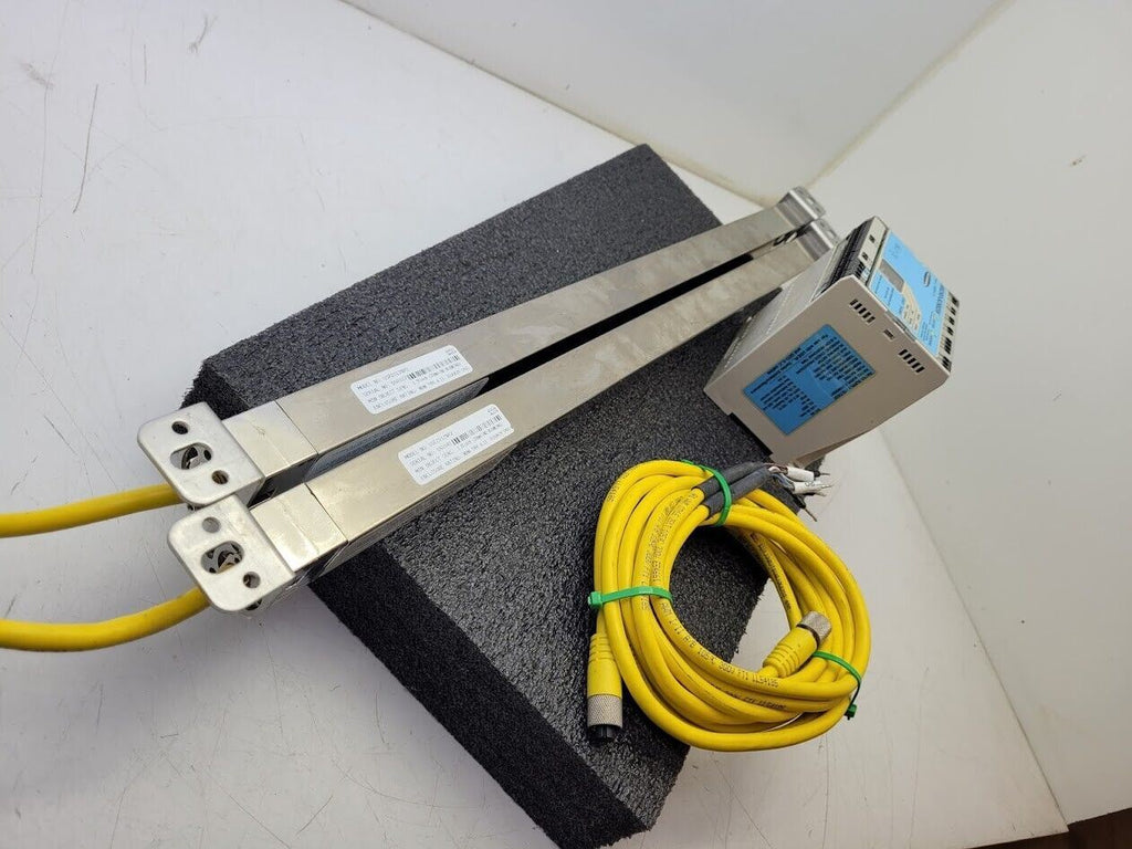 Banner USE2012NP2 & USR2012NP2 MICRO-SCREEN 20" Light Curtain Screen Set