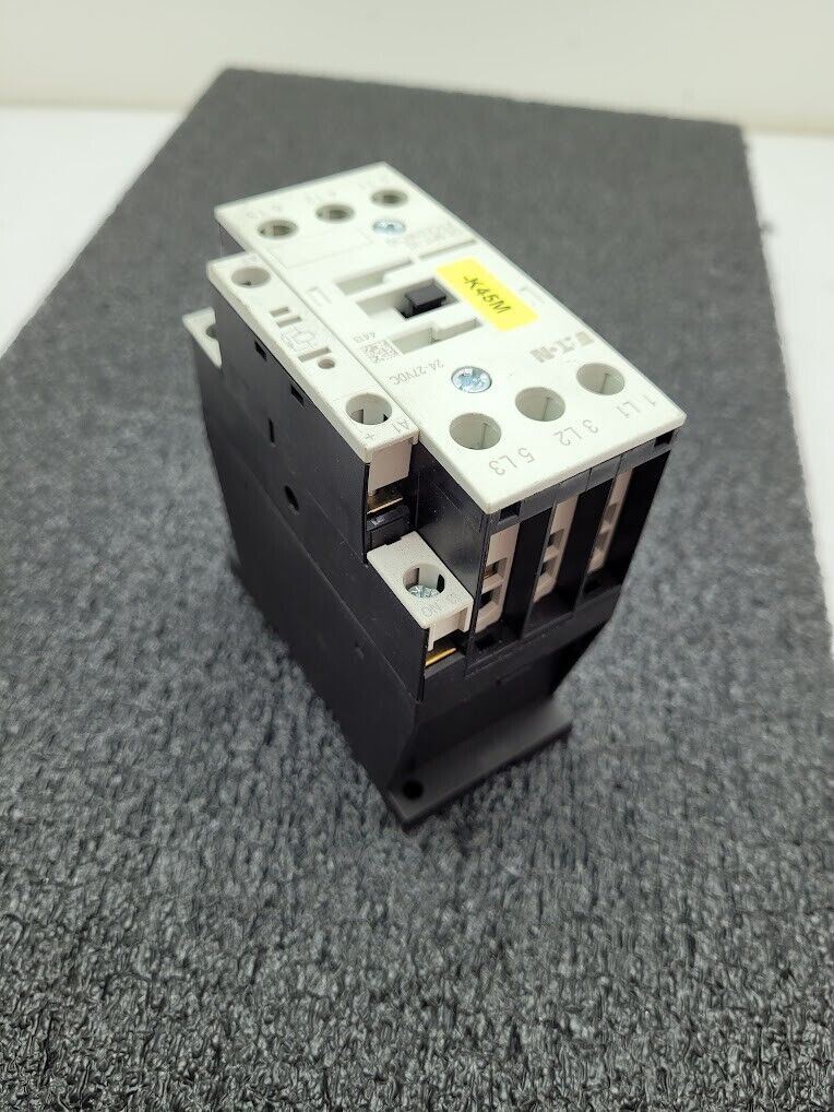 Eaton DIL M17-10 3PH AC Contactor 8-18A 5-12kW 1-15HP 115-600V 24VDC Coil