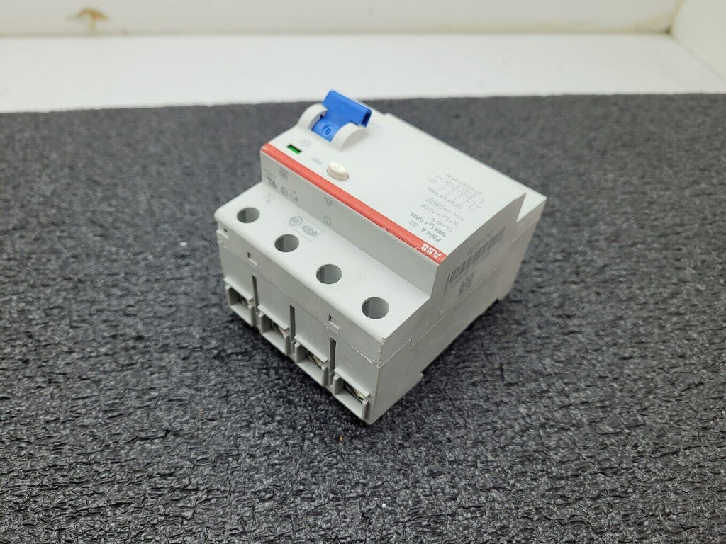 ABB F204 A 4-Pole Circuit Breaker 240V Leakage Residual Current Switch