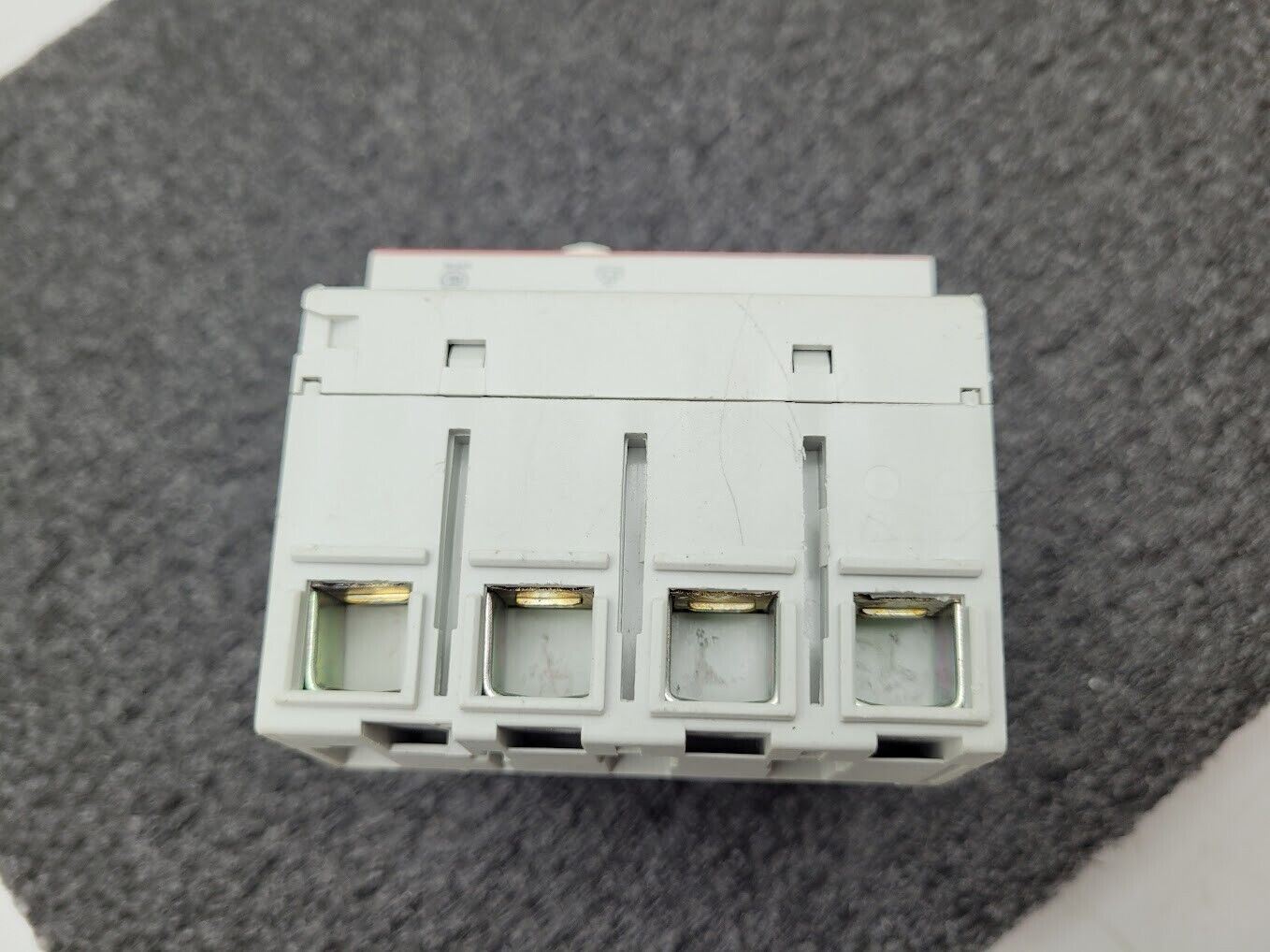 ABB F204 A 4-Pole Circuit Breaker 240V Leakage Residual Current Switch