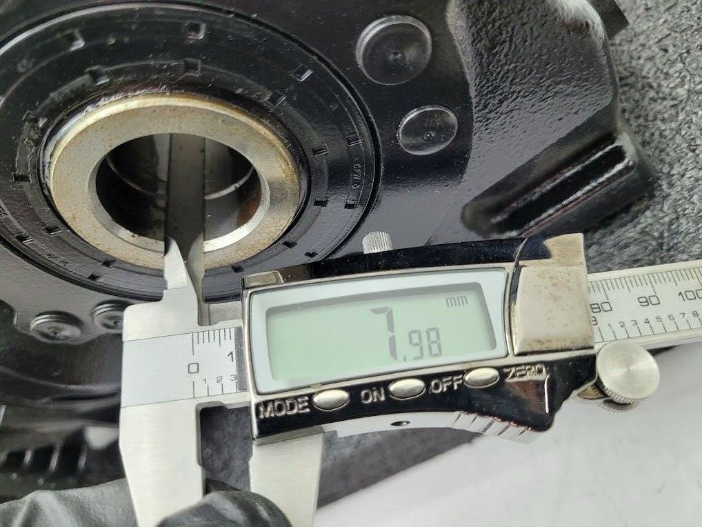 Sew-EuroDrive SAF47 DRS71S4 Gear Motor 32:1 Right Angle Gearhead 220-480V 3PH