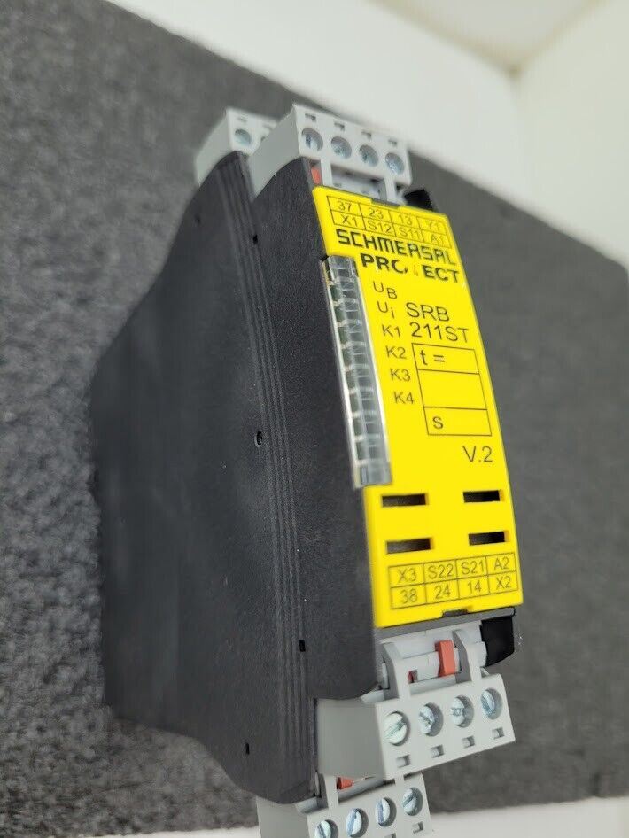 Schmersal Safety Relay SRB 211ST-24V (V.2) 101208309 AOPD Signal Processing Unit