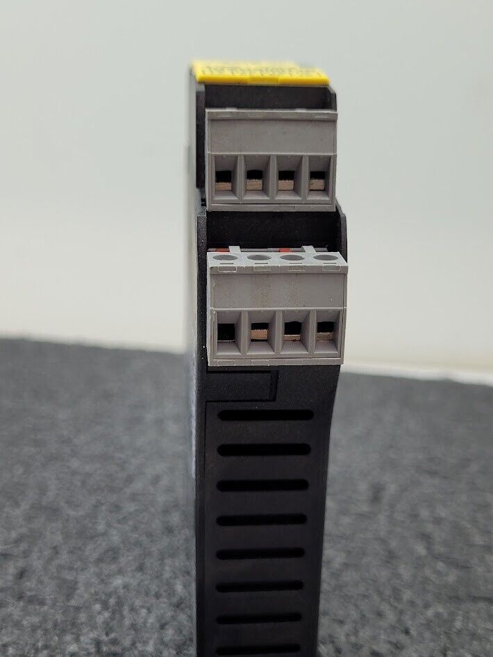 Schmersal Safety Relay SRB 211ST-24V (V.2) 101208309 AOPD Signal Processing Unit