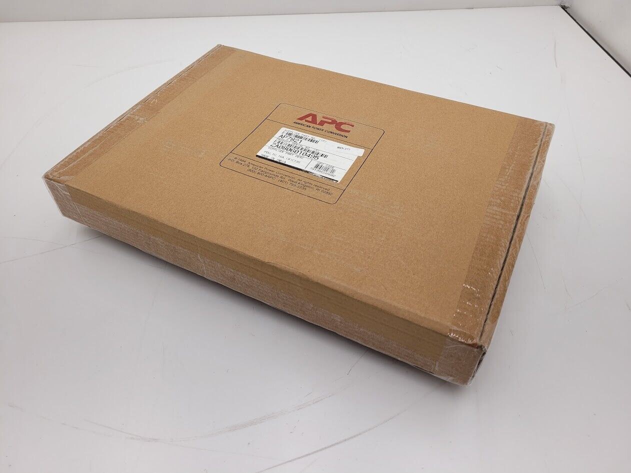 APC Schneider Electric Rack 16A PDU 1U Metered 8x C13S Outlets 208/230V AP7821