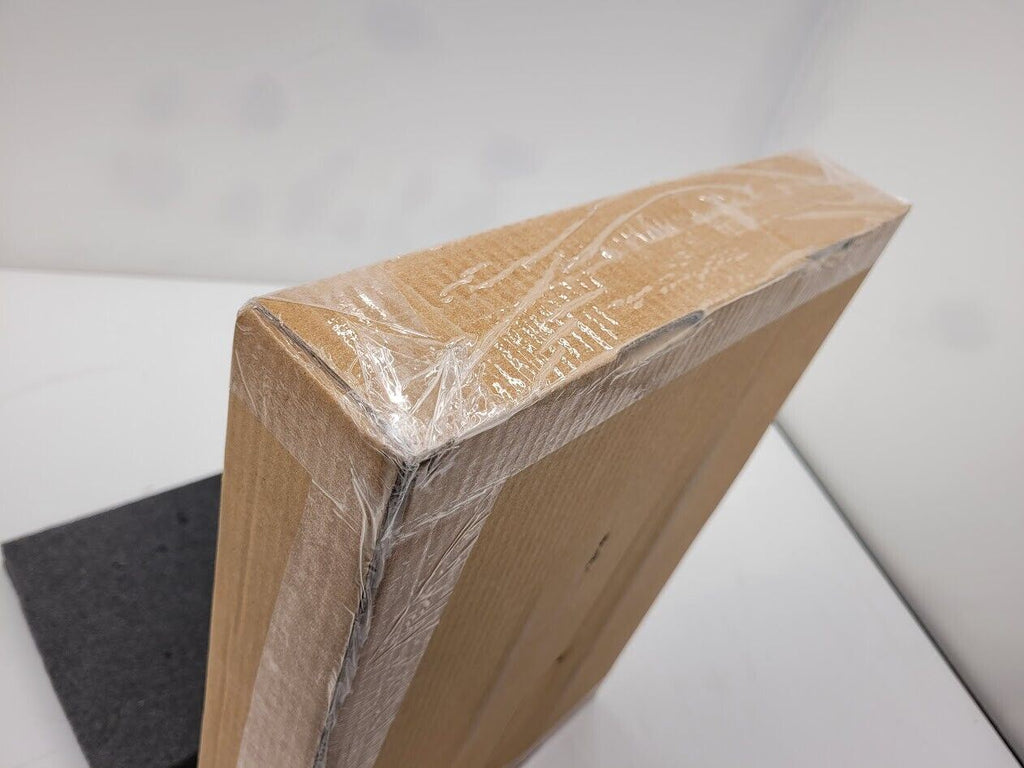 APC Schneider Electric Rack 16A PDU 1U Metered 8x C13S Outlets 208/230V AP7821