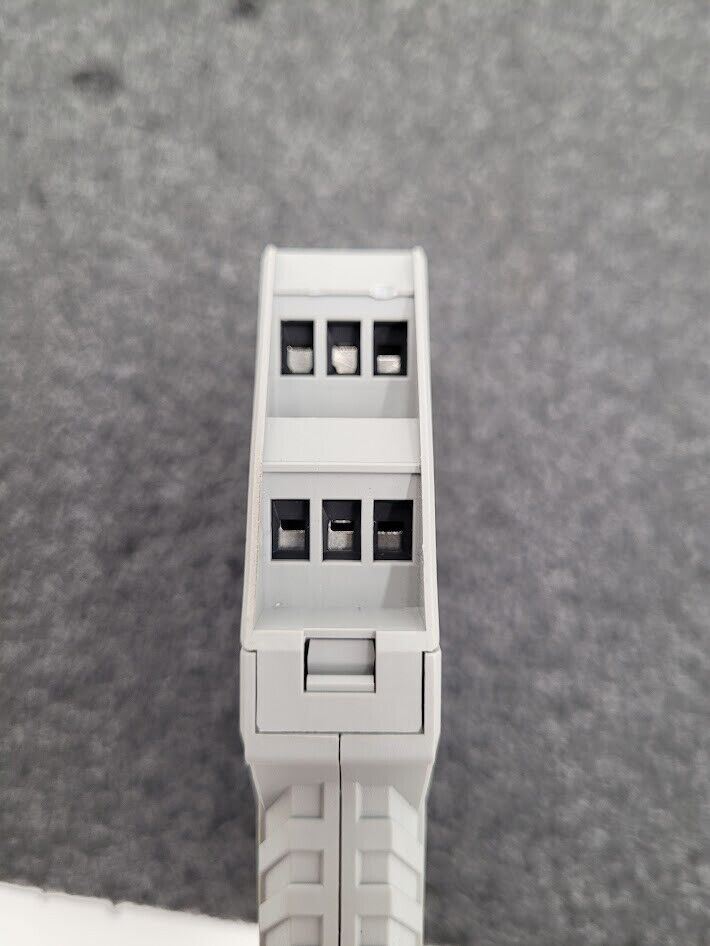 Omron STI Safety Control Relay G9SB-2002-C 24VAC/DC 250VAC 5A Contact 30VDC 5A